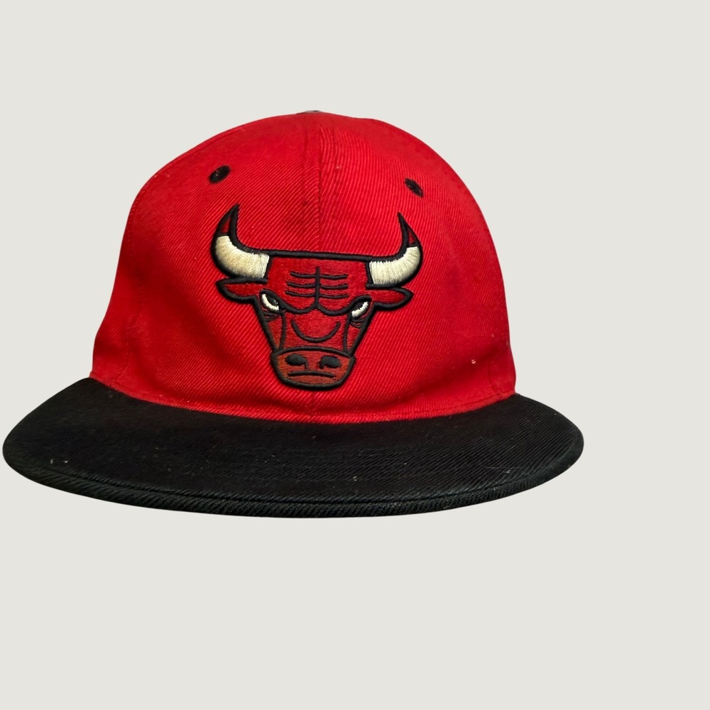 Chicago Bulls Snapback Hat Red Black Flat Brim NBA Basketball Cap Adjustable